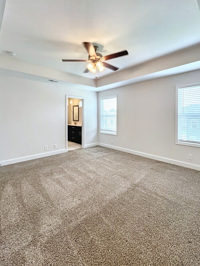 Building Photo - 224 Notgrass Rd