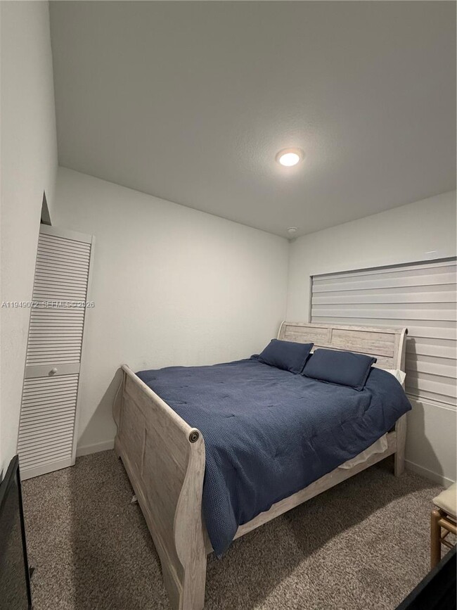 Building Photo - 26126 SW 146th Ave