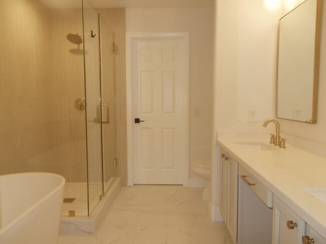 Building Photo - 519 Crimson View Pl
