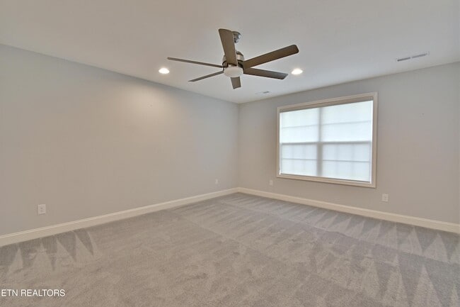 Building Photo - 9634 Snowy Clf Ln