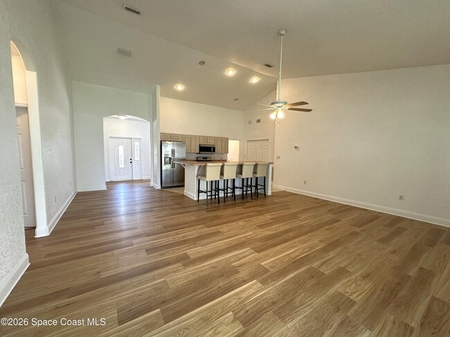 Building Photo - 616 Manatee Bay Dr