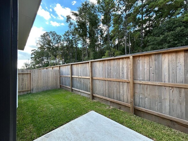 Building Photo - 7914 Alset Dr