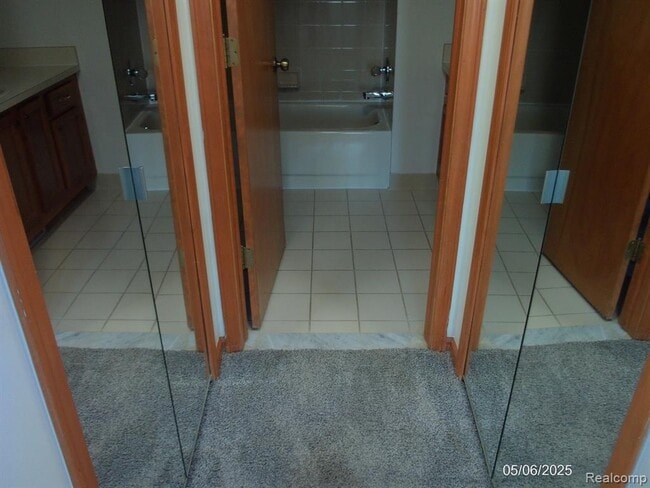 Building Photo - 15765 Balfour Dr