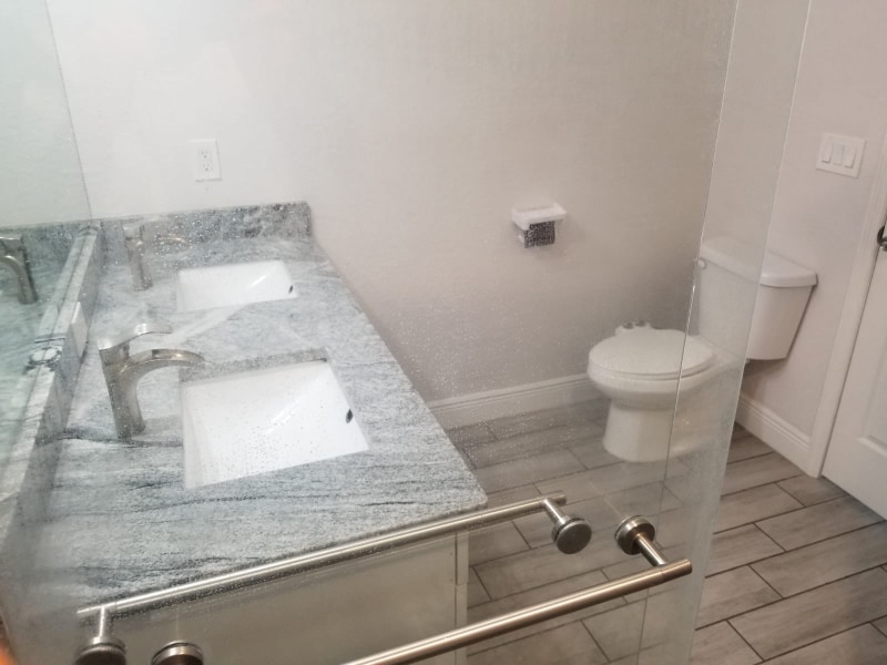 Building Photo - 1406 E Renfro St