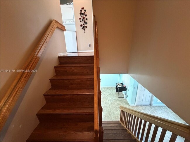 Building Photo - 810 NE 212th Terrace