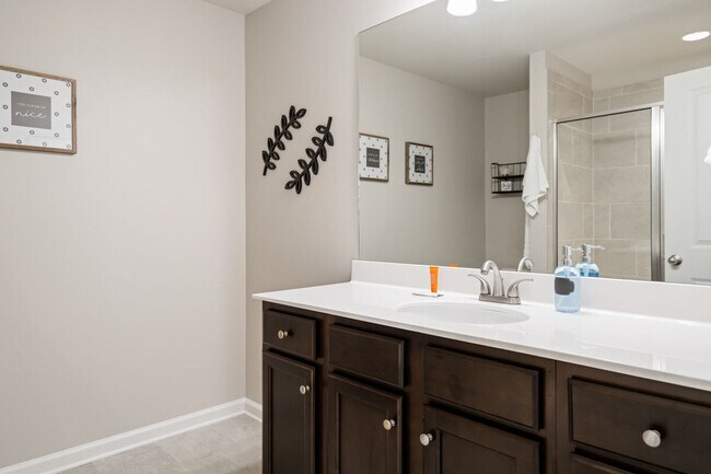 Building Photo - 2029 Pinnacle Walk