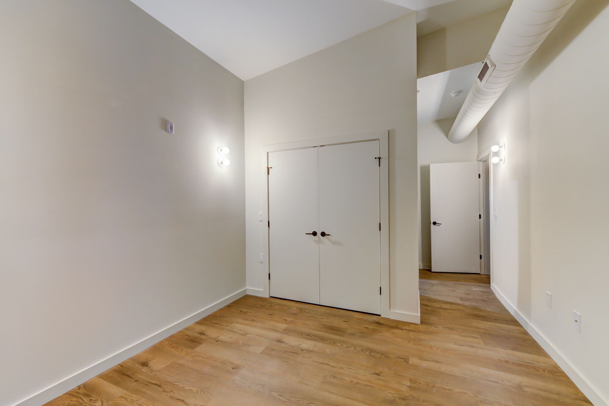 Building Photo - 619 N 35th St