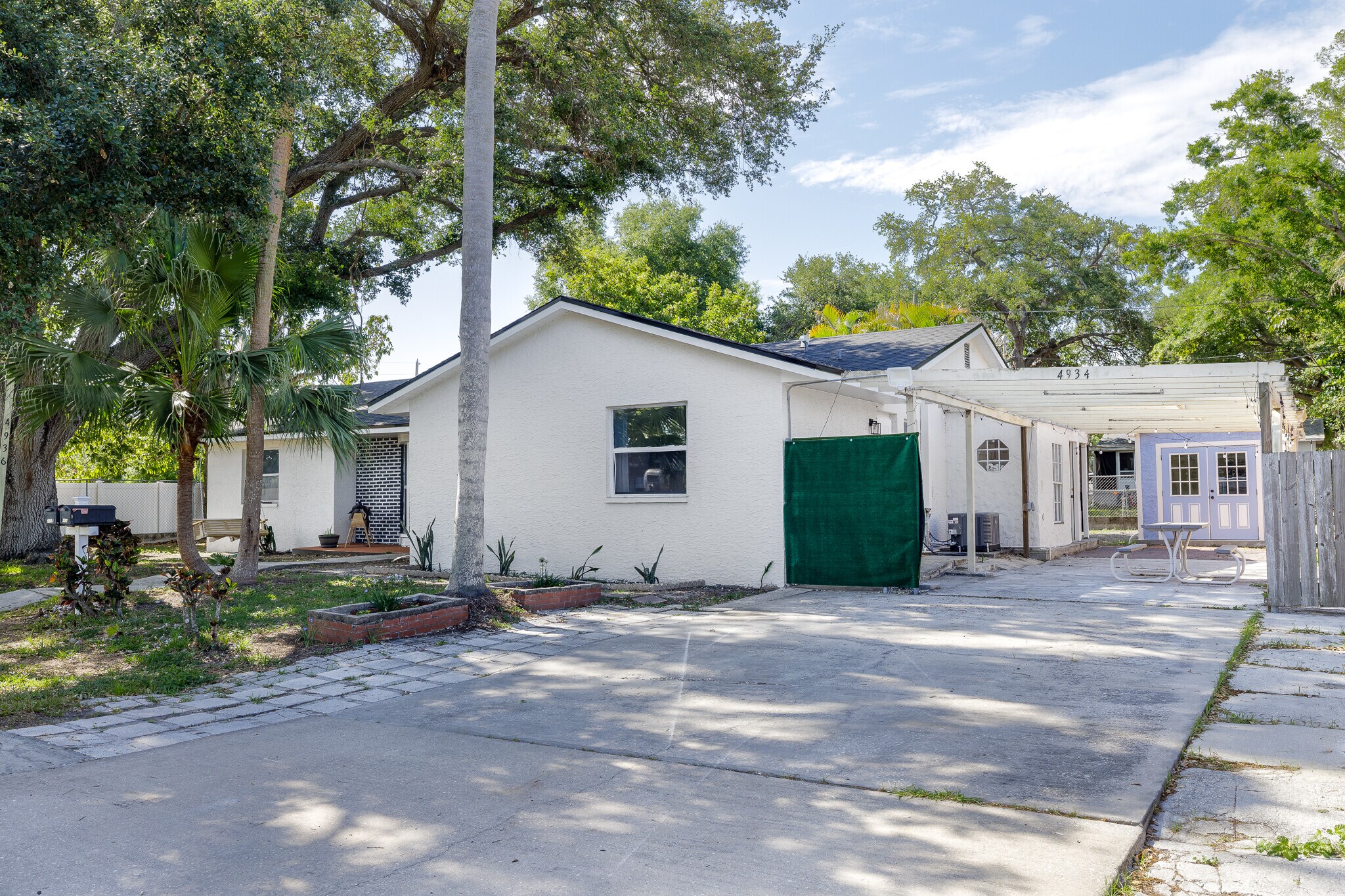 Building Photo - 4936 40th Ave N