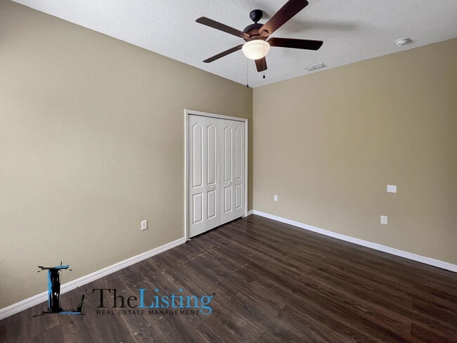 Building Photo - 8825 Isla Bella Dr