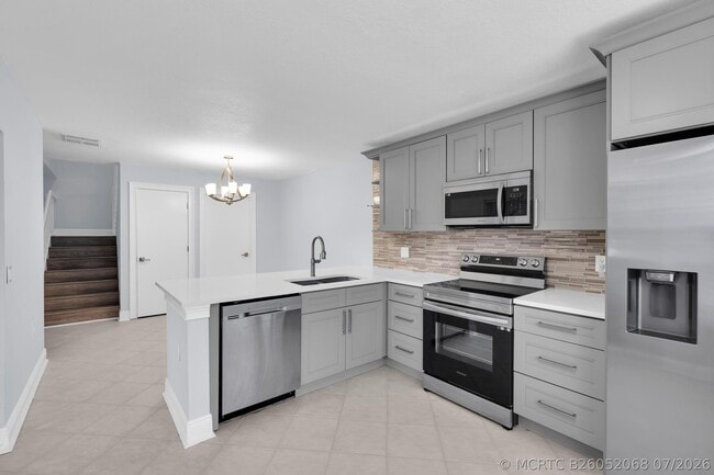 Building Photo - 3513 SW Sunset Trace Cir