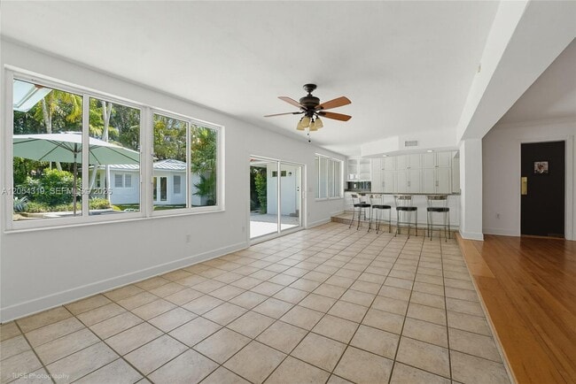 Building Photo - 6141 SW 85th St