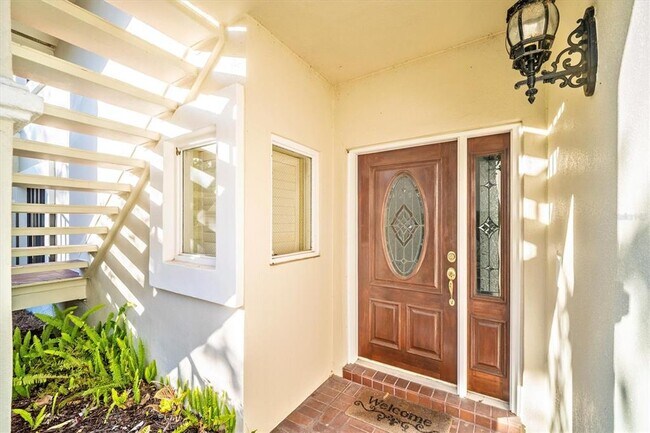 Building Photo - 7669 Fairway Woods Dr