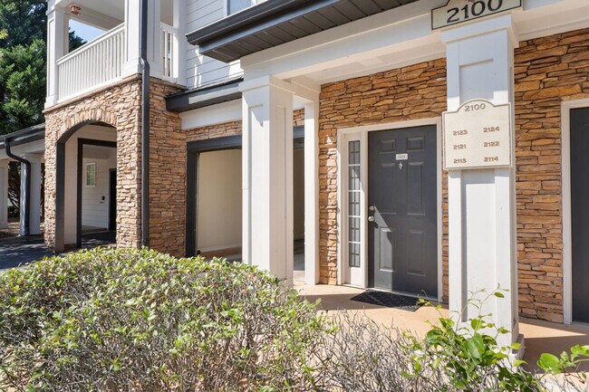 Building Photo - 2431 Brisbane Woods Way