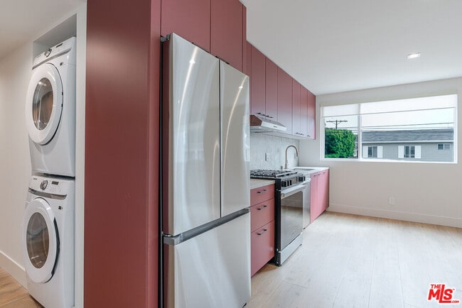 Building Photo - 12425 Texas Ave