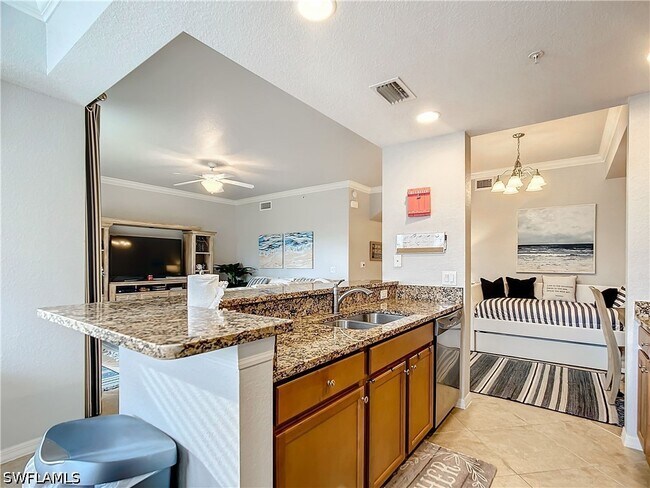 Building Photo - 9715 Acqua Ct