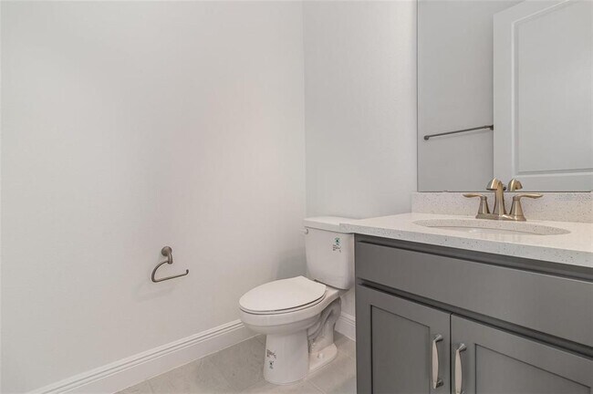 Building Photo - 16758 Hamlin Vis Aly