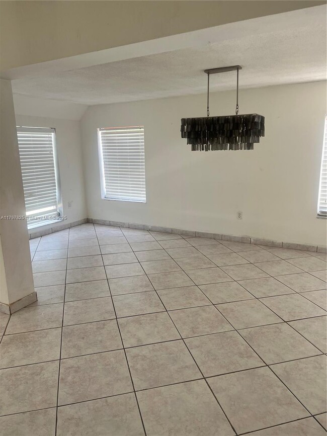 Building Photo - 2639 Fletcher Ct