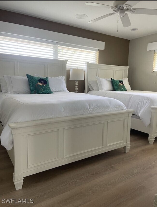 Building Photo - 9879 El Greco Cir