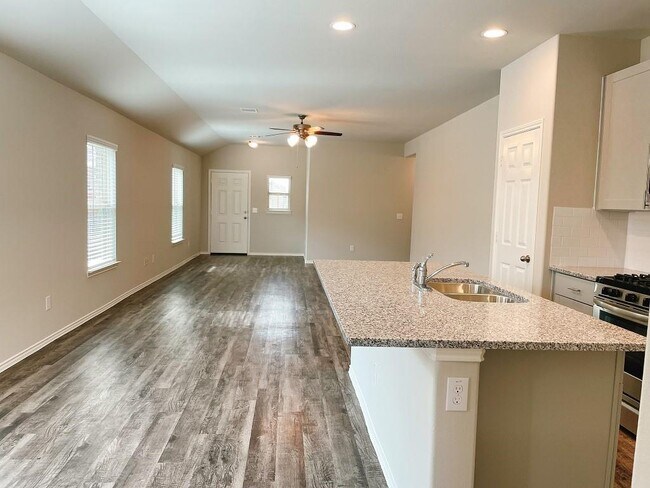 Building Photo - 23326 Briarstone Harbor Trail