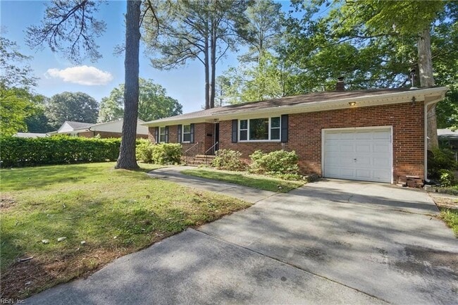 Building Photo - 4105 Clintwood Ln