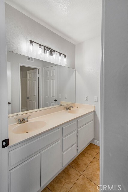Building Photo - 1334 Kirkmichael Cir