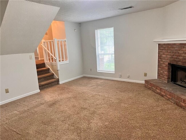 Building Photo - 4310 Ridgetop Dr