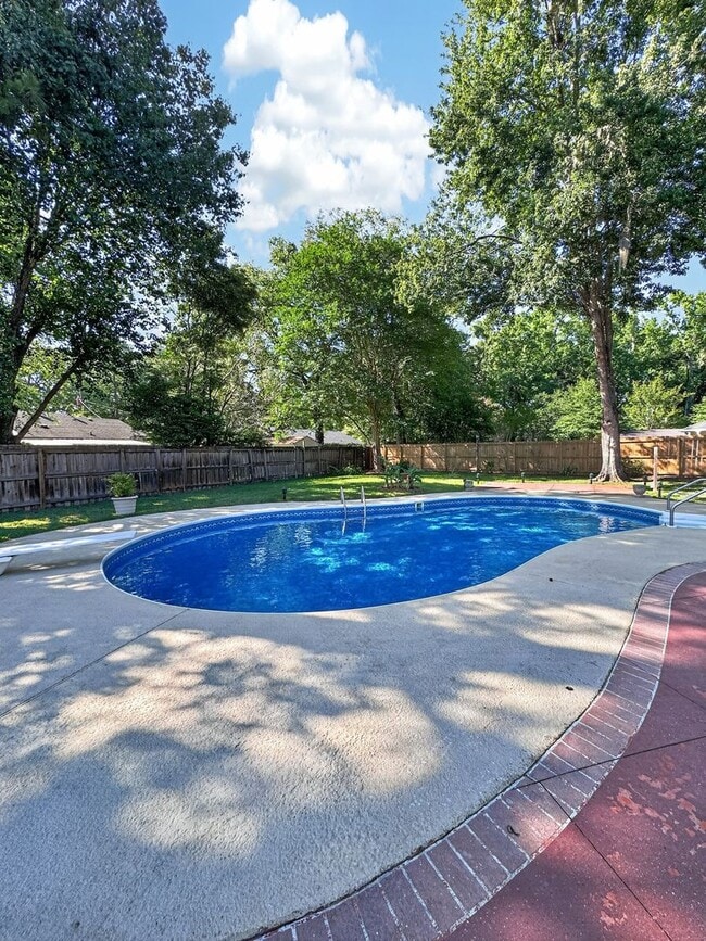 Building Photo - 454 Floyd Cir