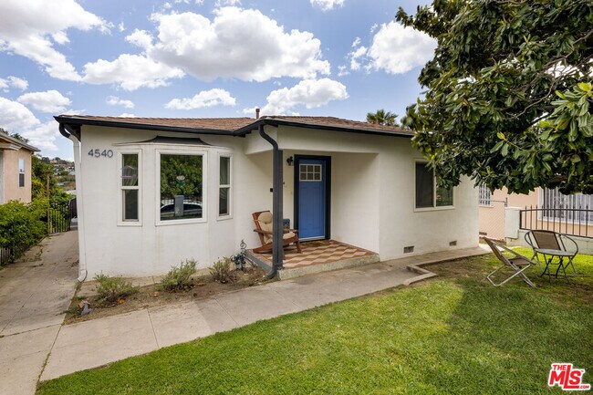 Building Photo - 4540 Catalpa St