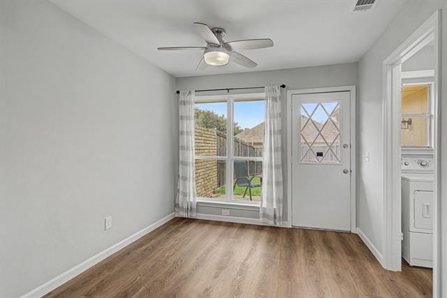 Building Photo - 2126 Teakwood Ln