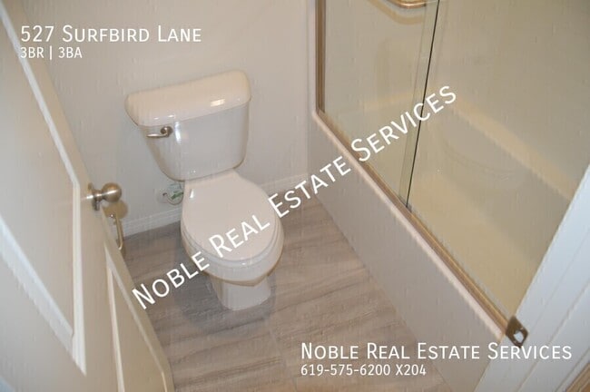 Building Photo - 527 Surfbird Ln