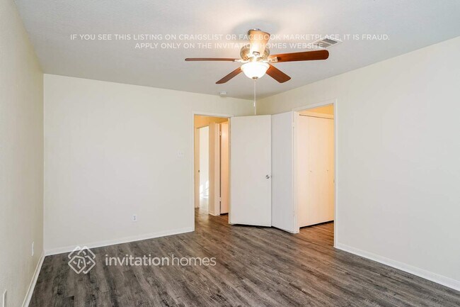 Building Photo - 6902 Fawn River Dr