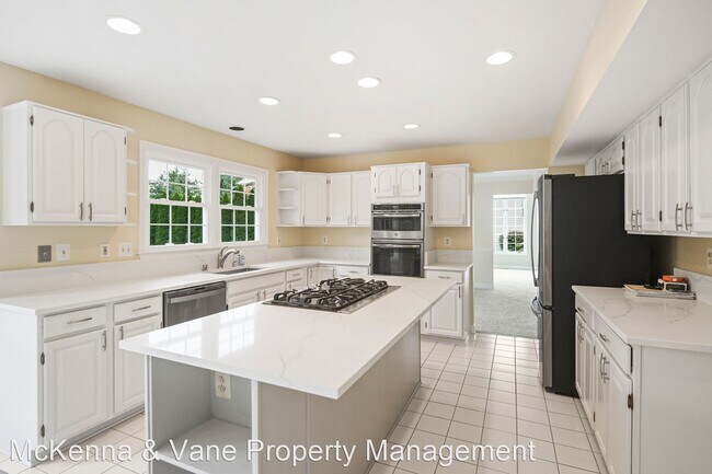 Building Photo - 4 br, 3.5 bath House - 3109 Nestling Pine Ct