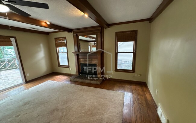 Building Photo - 8559 Chippingham Dr
