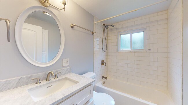 Building Photo - 7030 Clayton Rd