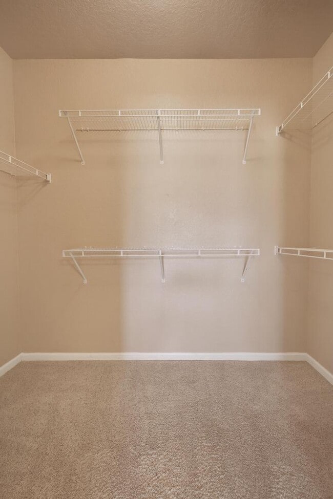 Building Photo - 8539 Gate Pkwy W