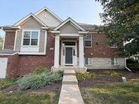 Building Photo - 2542 Dunraven Ave