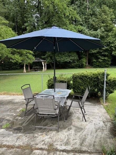 Building Photo - 3561 Duberry Ct NE