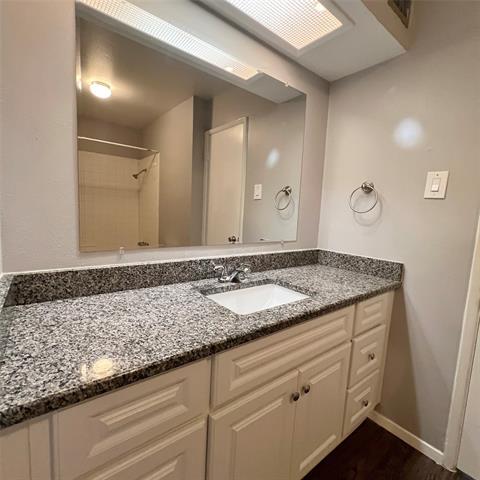 Building Photo - 7845 La Cabeza Dr
