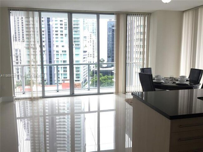 Primary Photo - 79 SW 12th St unit 1406-S (A11869922)