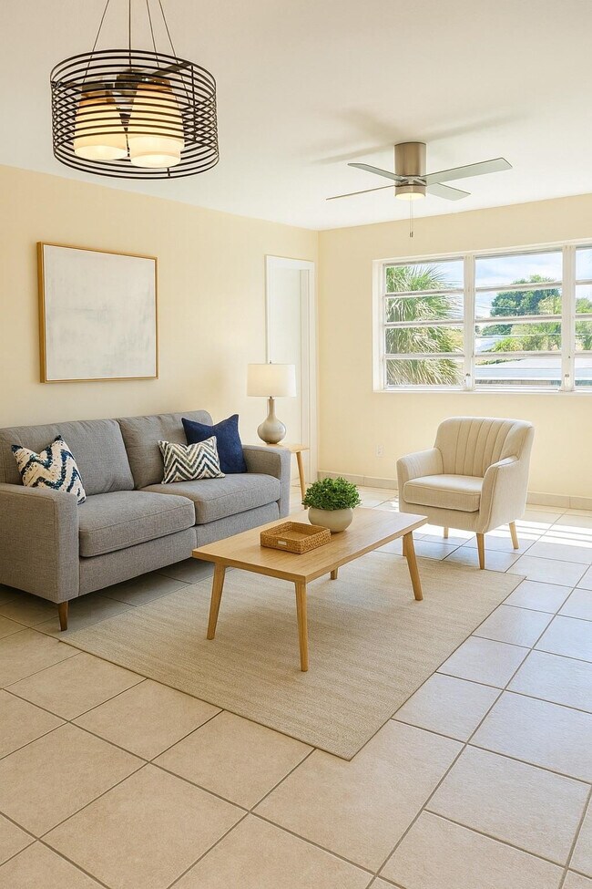 Building Photo - 1450 NE 191st St