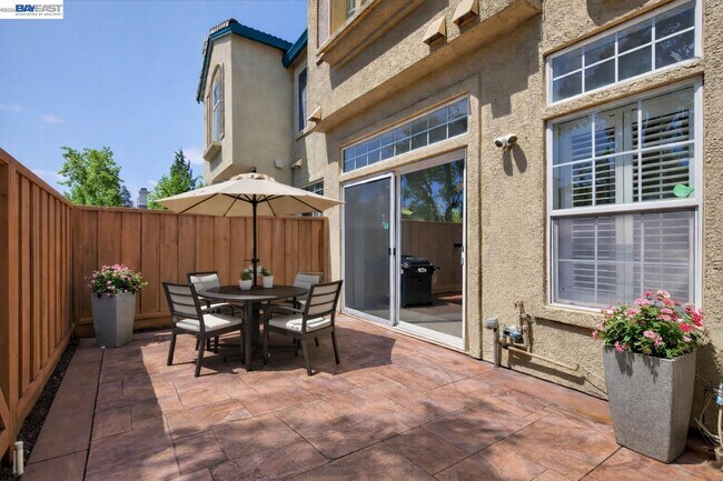 Building Photo - 4039 Ghiotti Ct