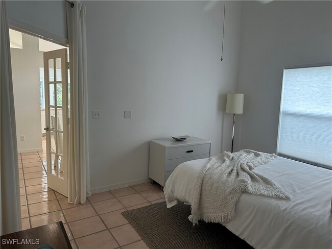 Building Photo - 740 Lambton Ln