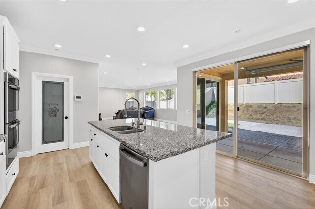 Building Photo - 24452 Paxton Ln