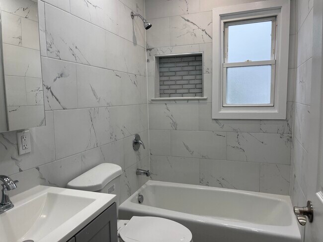 Building Photo - 54 Mt Prospect Ave