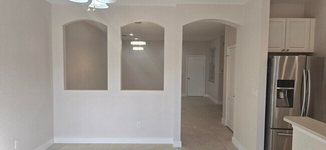 Building Photo - 2919 Crestwood Ter