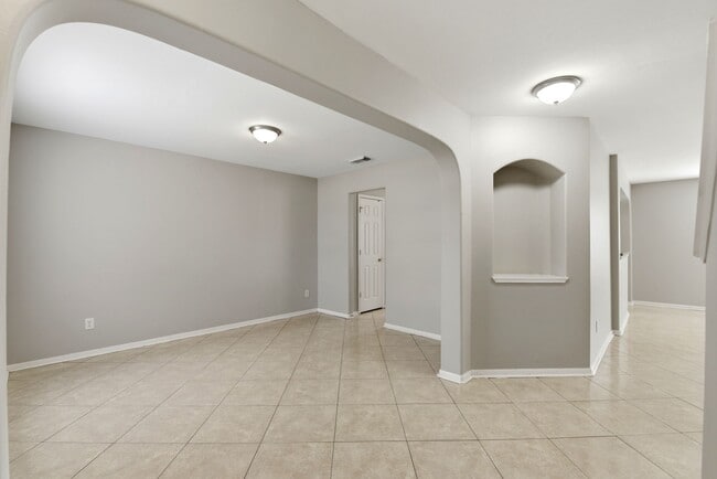 Building Photo - 14022 Crestbourne Ct