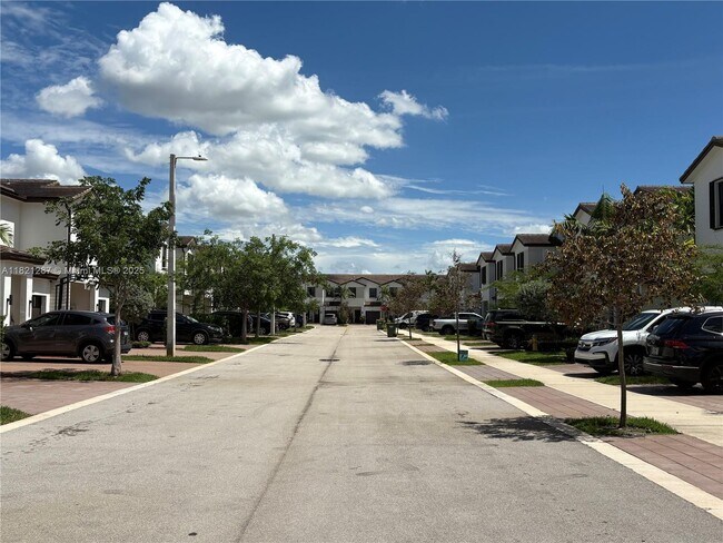 Building Photo - 152 SW 185th Way