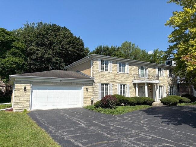 Primary Photo - 59 Regent Dr