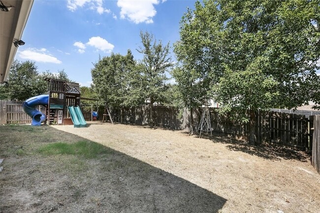 Building Photo - 2208 Tranquility Ln