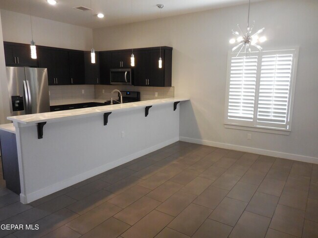 Building Photo - 13425 Emerald Crystal Dr